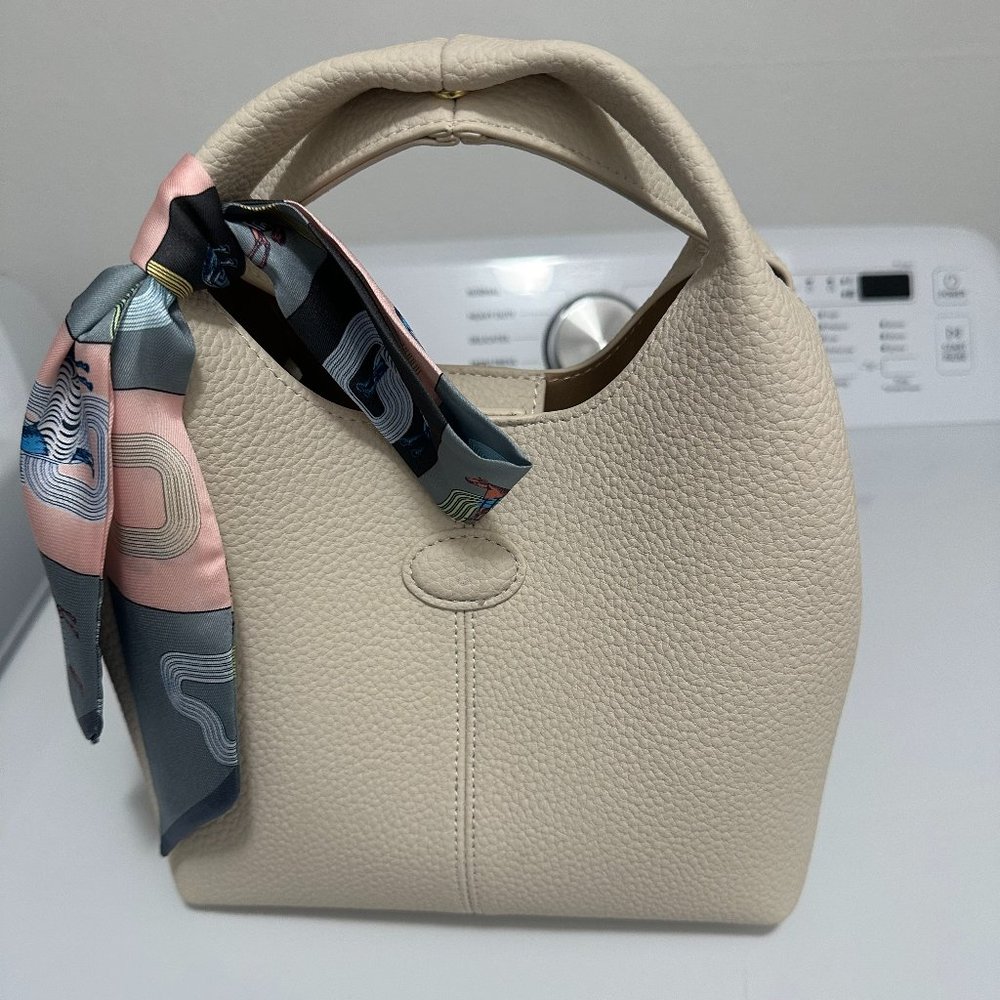 Leather bag with Make up bag by Namu